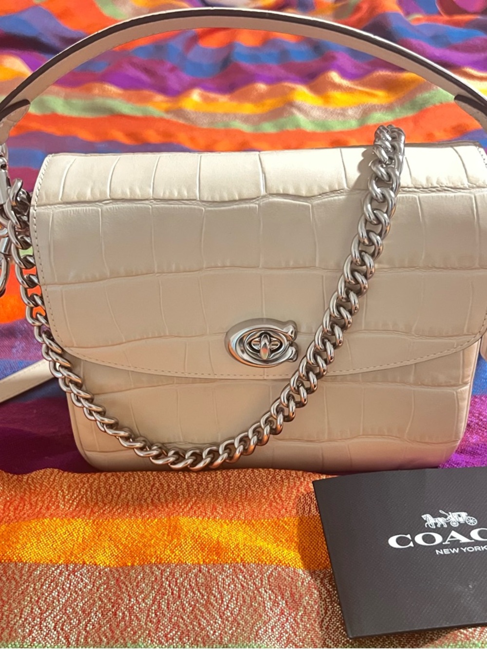 New Unused Coach Cassie Crossbody 19
White/cream croc-embossed leather - Picture 4 of 10